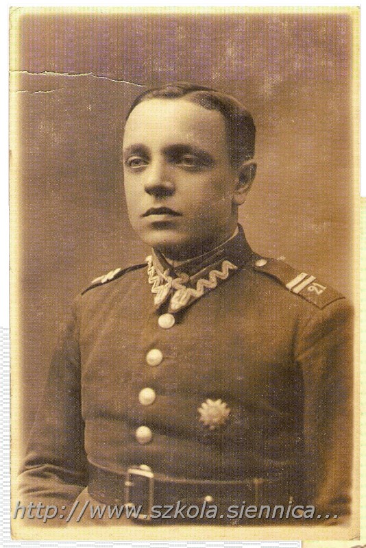 F Manachiewicz